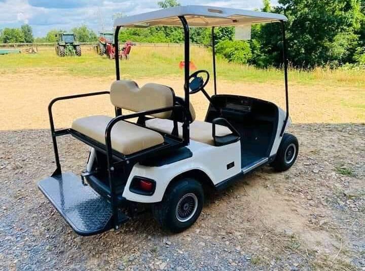 2007 EZGO TXT Gas Golf cart.