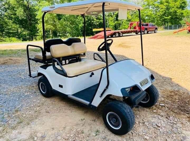 2007 EZGO TXT Gas Golf cart.