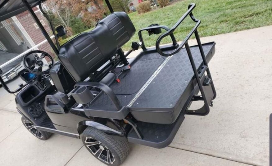 2021 Evolution golf cart